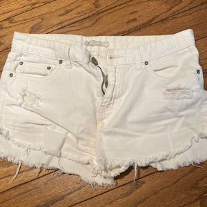Free people cutoff Jean shorts, low rise, distressed